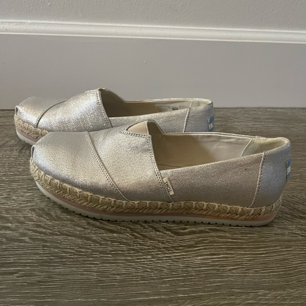 Toms Espadrilles